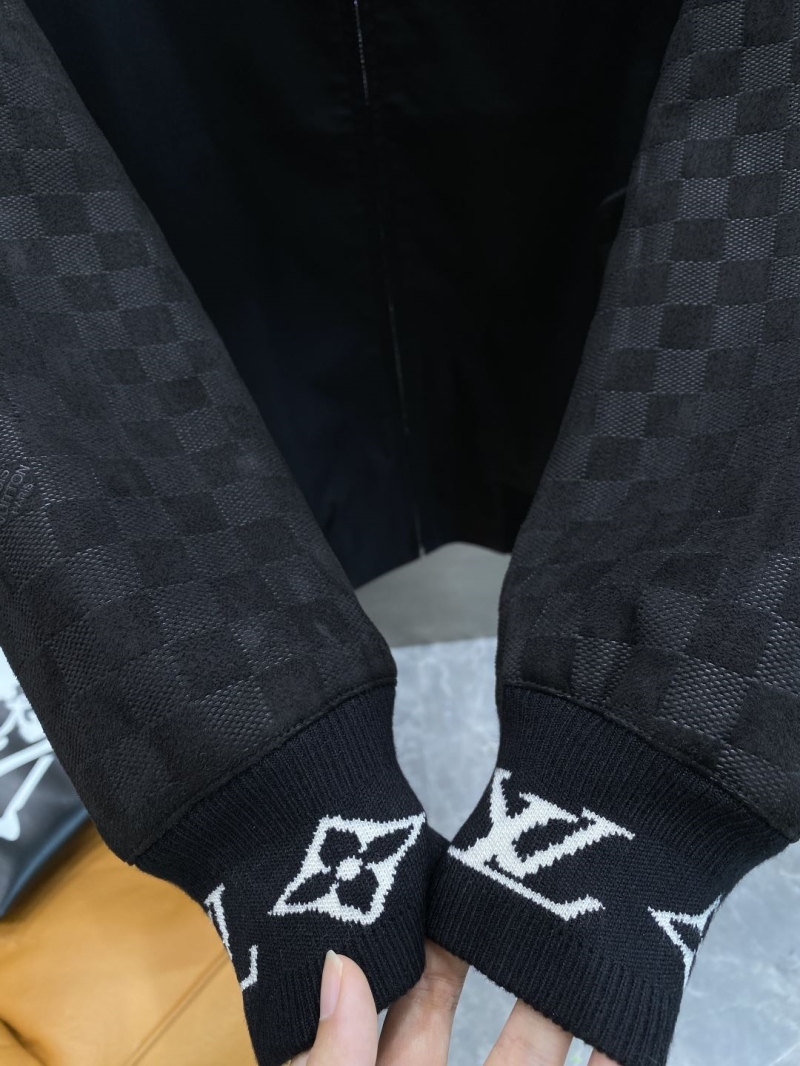 l0vis Vvtt0n outwear